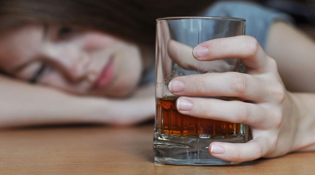 How to Spot the Signs of Alcohol Abuse in Teens